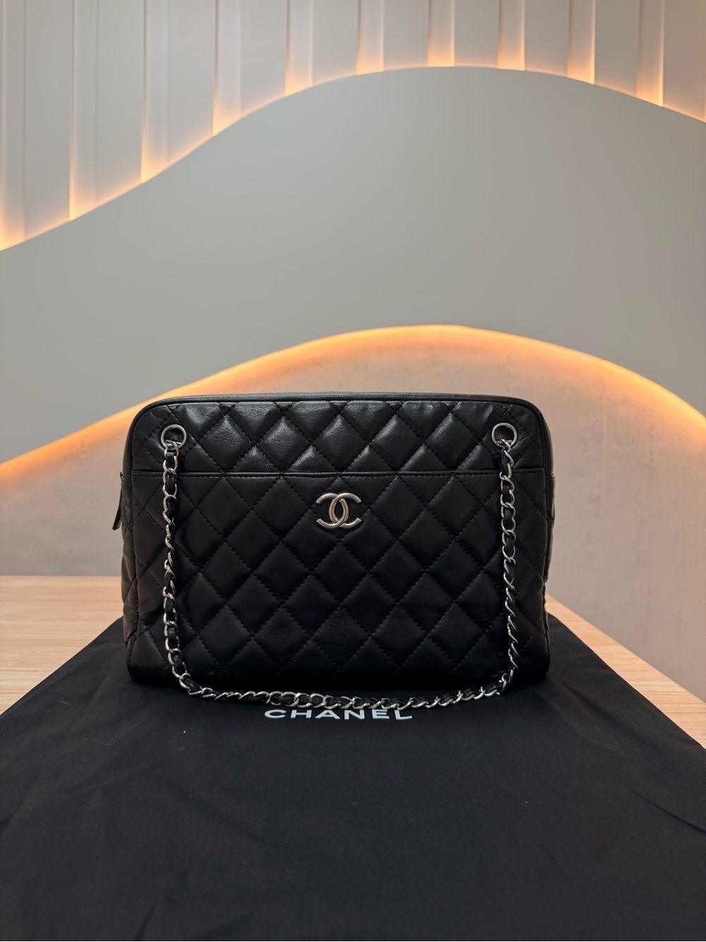 CHANEL Black Quilted Lambskin Shoulder Bag with Chain Strap